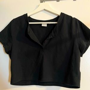 Aritzia Sunday Best cropped short sleeve Henley tshirt